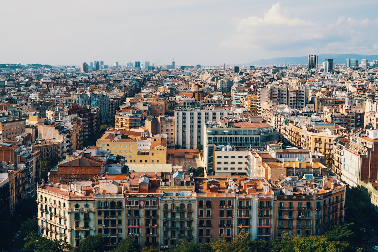 Looking for a Roommate in Barcelona? FlatFit Is Your Answer